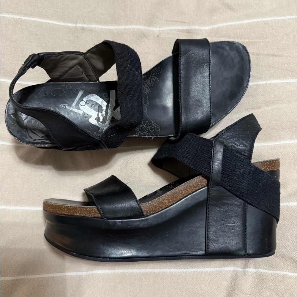 Black OTBT wedges